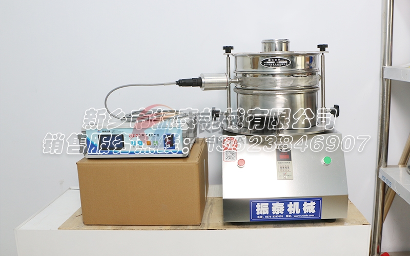 石墨混合物料超聲波試驗篩：解決微細(xì)粉篩分堵塞難題的技術(shù)突破